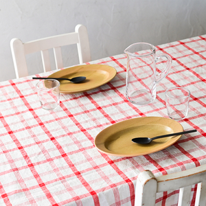 メイ(レッド) テーブルクロス